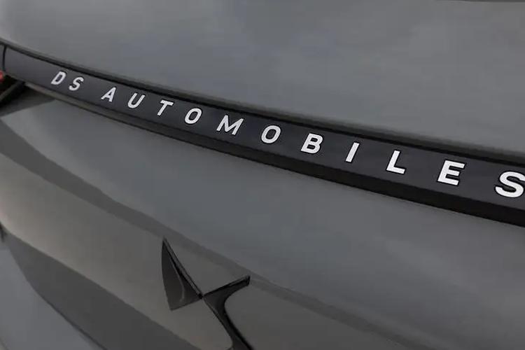 DS DS 3 HATCHBACK 1.2 PureTech Performance Line 5dr