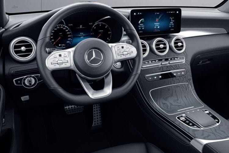 MERCEDES-BENZ GLC ESTATE GLC 300 4Matic AMG Line Premium 5dr 9G-Tronic