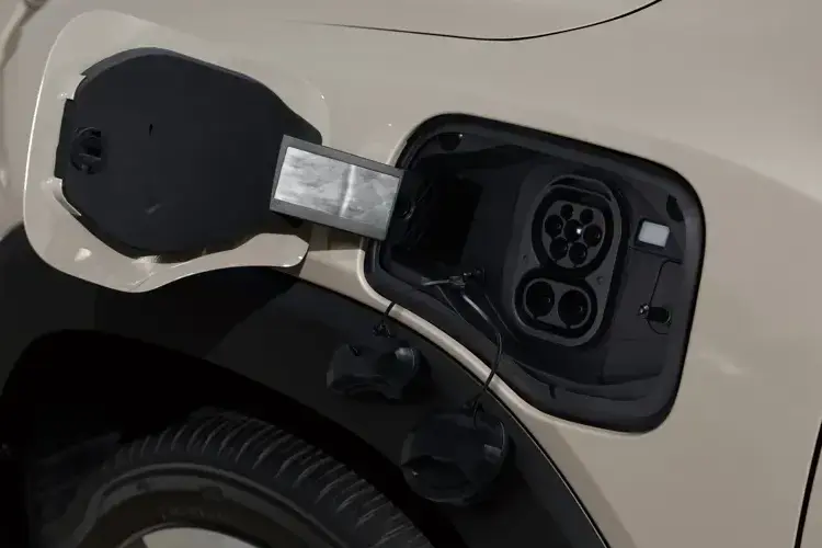 KGM TORRES EVX ELECTRIC ESTATE 152kW K40 73kWh 5dr Auto