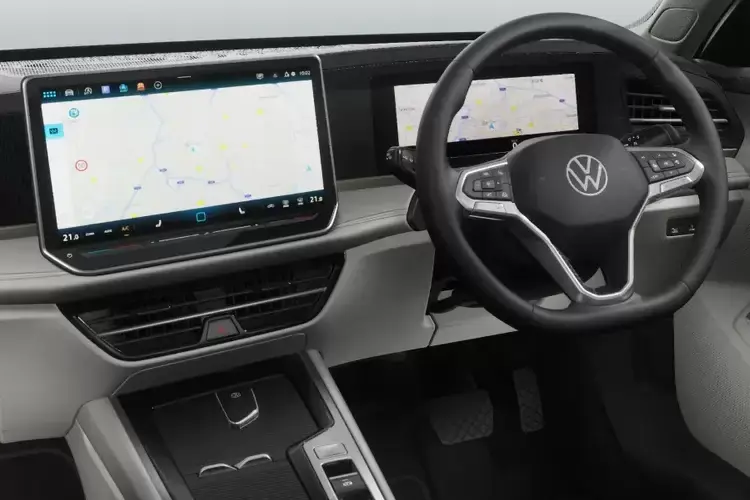 VOLKSWAGEN PASSAT ESTATE 1.5 TSI eHybrid R-Line 5dr DSG
