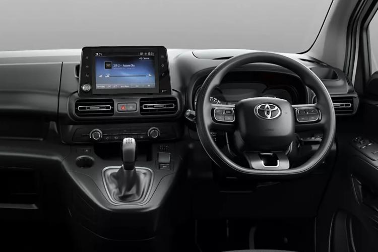 TOYOTA PROACE CITY VERSO ELECTRIC ESTATE 100kW Family Long 50kWh 5dr Auto