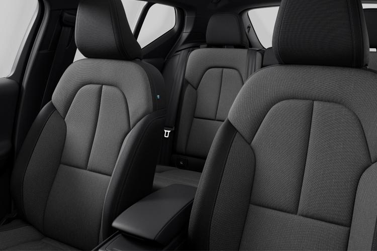 VOLVO XC40 ESTATE 2.0 B3P Ultra Black Edition 5dr Auto