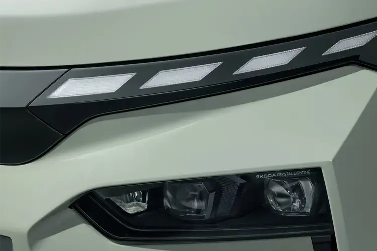 SKODA ELROQ ESTATE 150kW 60 Edition 63kWh 5dr Auto [Maxx]