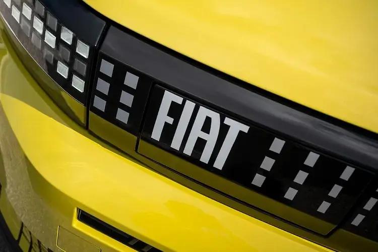 FIAT GRANDE PANDA HATCHBACK 1.2 Hybrid 48V 100 La Prima 5dr eDCT-6