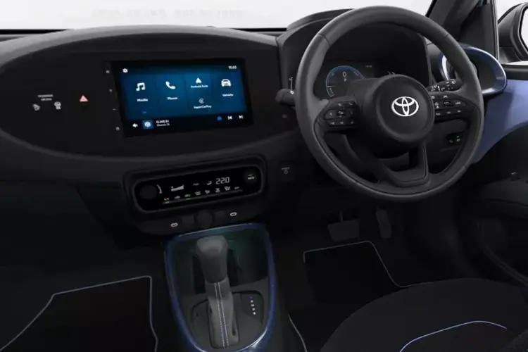 TOYOTA AYGO X HATCHBACK 1.5 Hybrid Design 5dr CVT [Parking Pack]