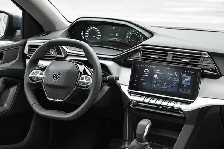 PEUGEOT 408 FASTBACK 1.2 Hybrid Allure 5dr e-DSC6