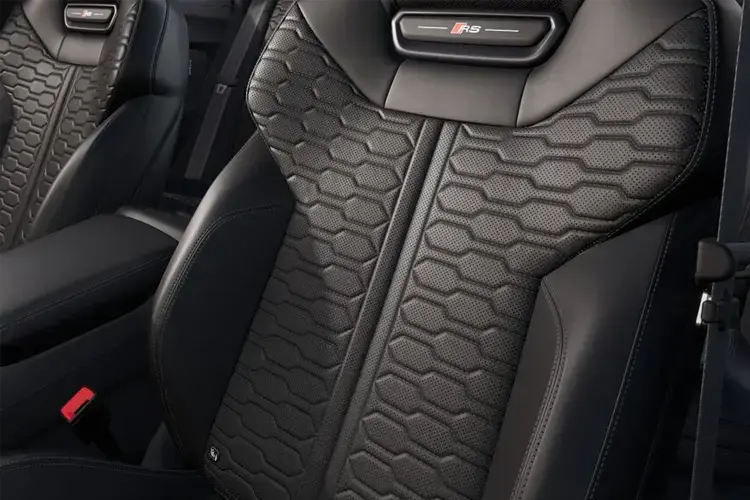 AUDI RS 5 AVANT RS 5 TFSI e Quattro 5dr Tiptronic