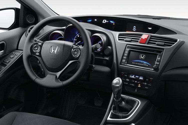 HONDA CIVIC DIESEL TOURER 1.6 i-DTEC EX Plus 5dr - Image 4