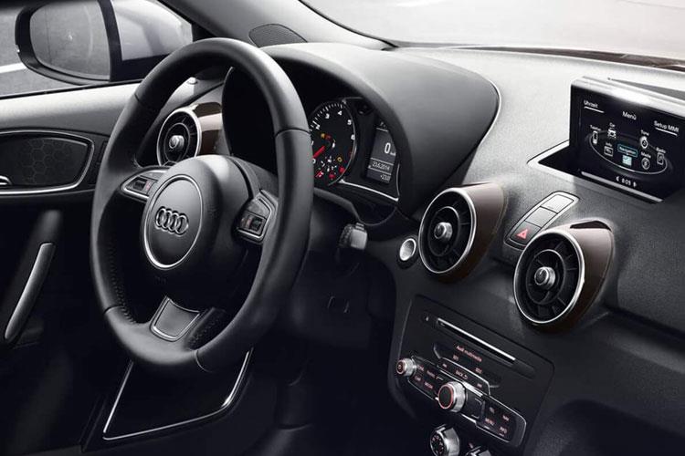 AUDI A1 HATCHBACK 1.0 TFSI SE 3dr S Tronic