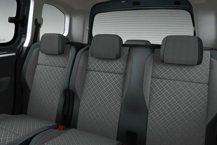 VAUXHALL COMBO LIFE DIESEL ESTATE 1.5 Turbo D 130 Elite 5dr Auto [7 seat]