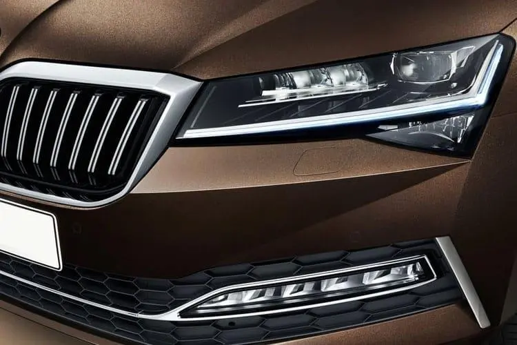 SKODA SUPERB HATCHBACK 1.5 TSI SE 5dr DSG