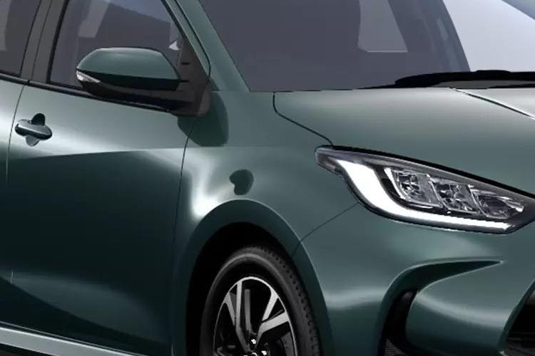 TOYOTA YARIS HATCHBACK 1.5 Hybrid Icon 5dr CVT
