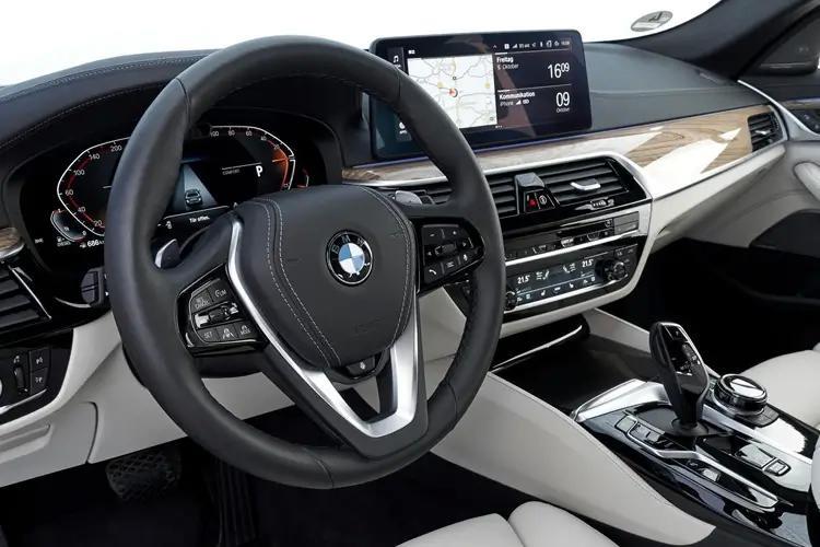 BMW 5 SERIES TOURING 530e SE 5dr Auto
