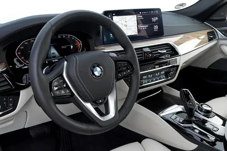 BMW 5 SERIES TOURING 530e M Sport 5dr Auto