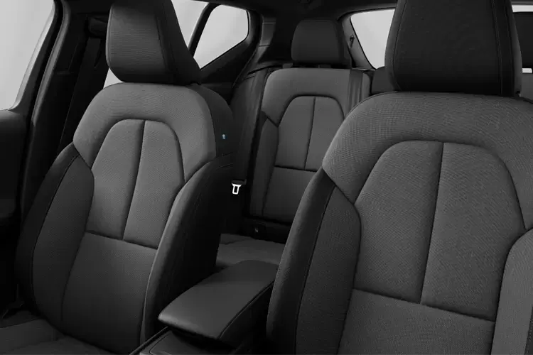 VOLVO XC40 ESTATE 2.0 B3P Plus Dark 5dr Auto