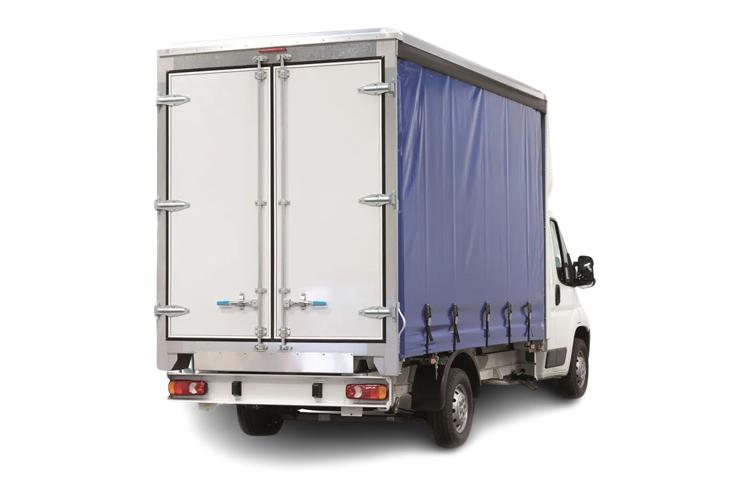 PEUGEOT BOXER 335 L3 DIESEL 2.2 BlueHDi Curtainside 140ps