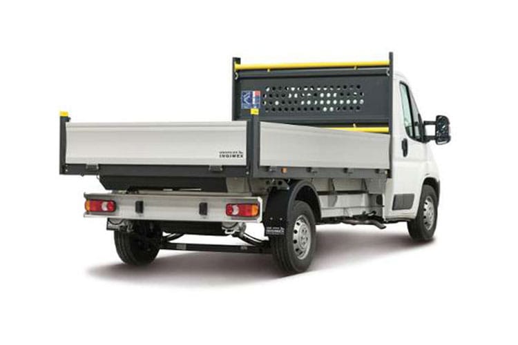 CITROEN RELAY 35 L4 DIESEL 2.2 BlueHDi Dropside 140ps
