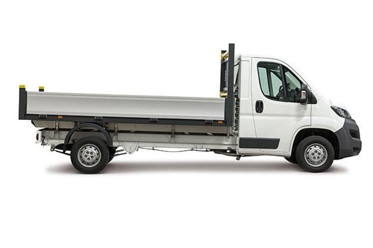 PEUGEOT e-BOXER 435 L3 90kW 70kWh Professional Chassis Cab Auto
