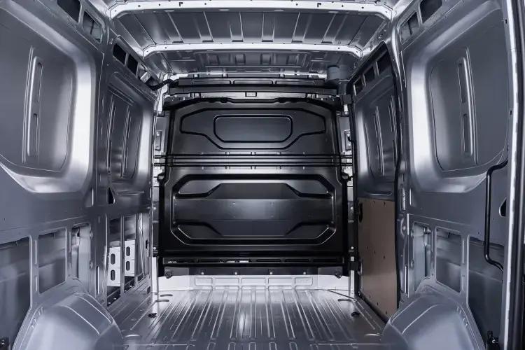 NISSAN INTERSTAR F40 L2 ELECTRIC 105kW 87kWh H2 Acenta Van Auto